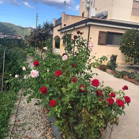 Casa Vacanze - Via Mare * Cardedu